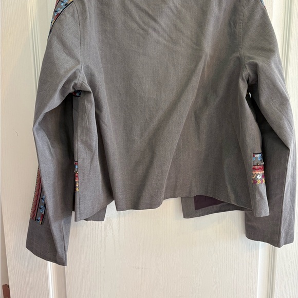 Embroidered Gray Jacket - Picture 3 of 3